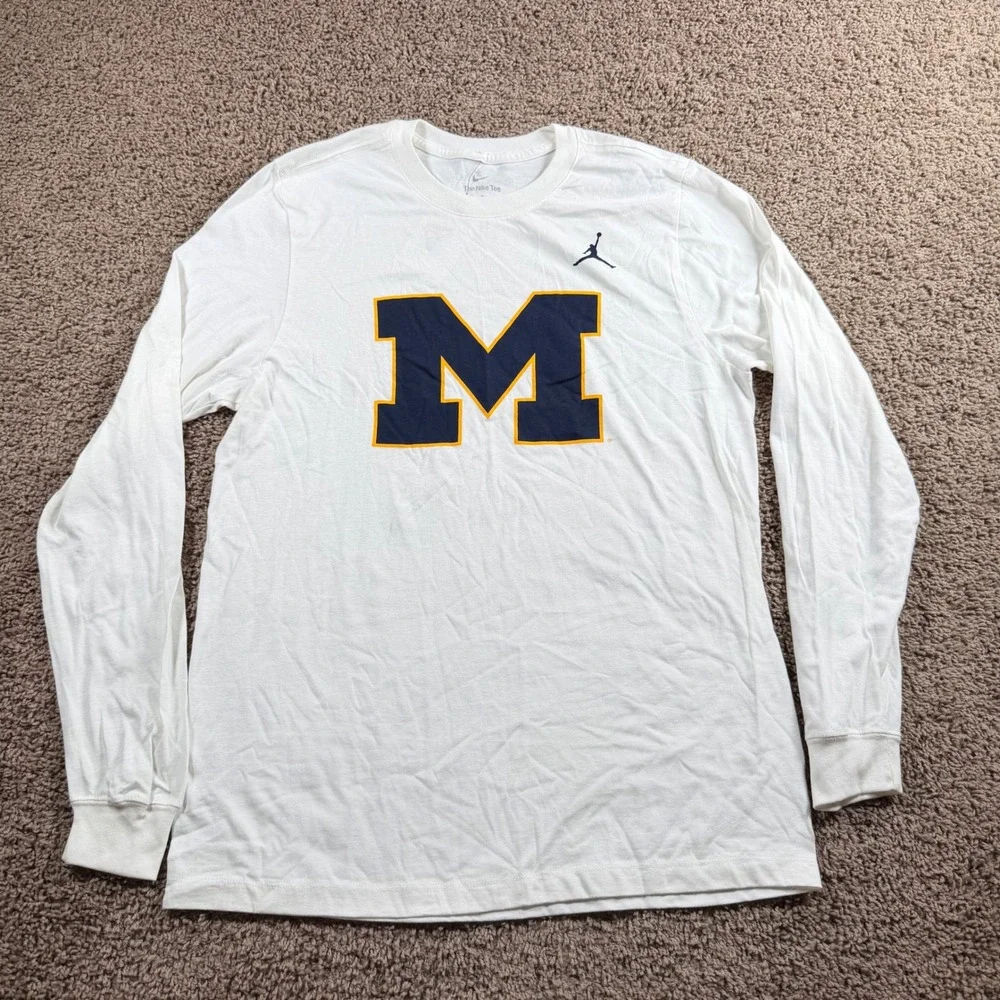 Nike NWT Michigan Wolverines White Long Sleeve T-Shirt Mens Medium sportswear